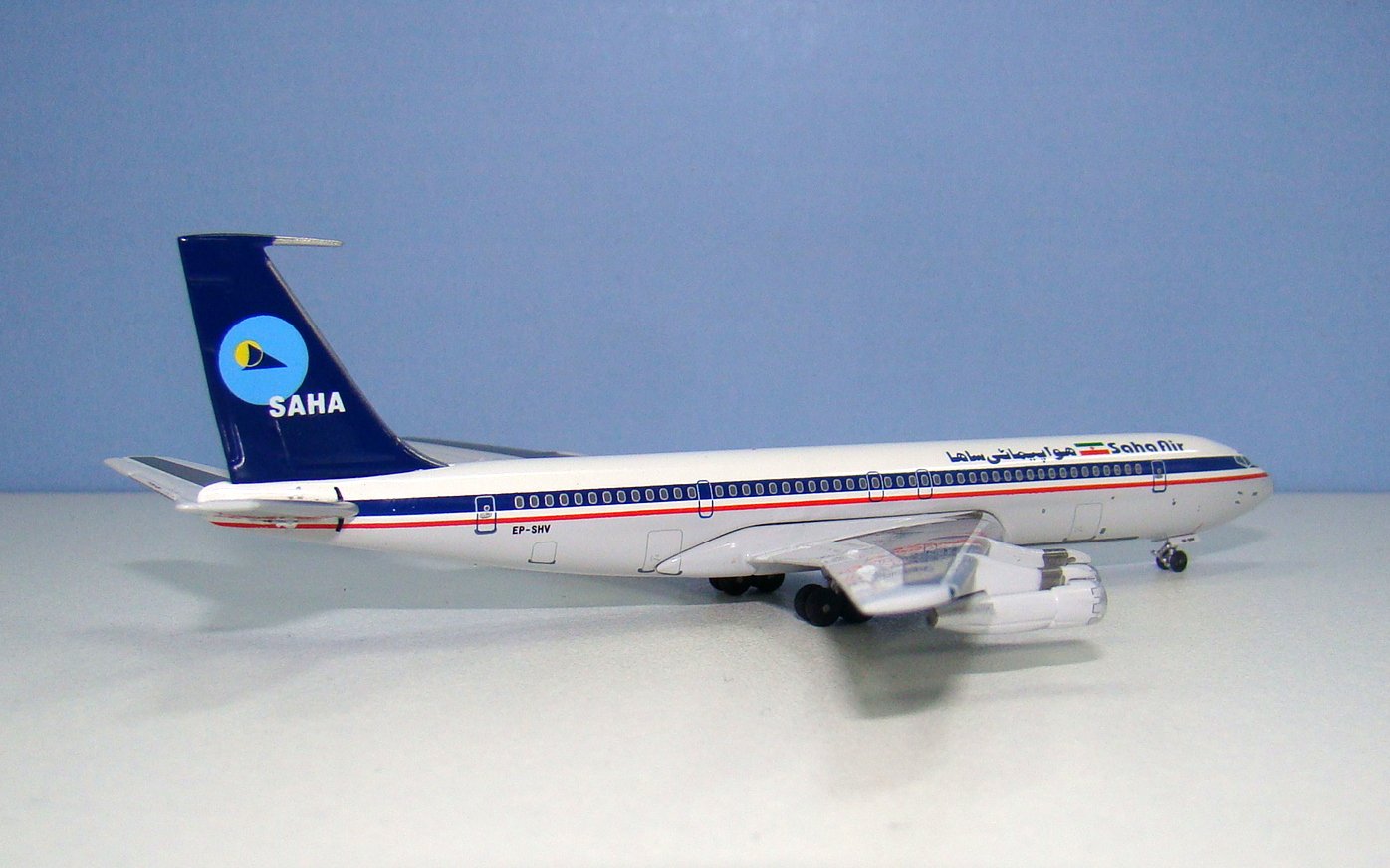 Saha Air Lines Boeing 707-3J9C EP-SHV Aeroclassics 1:400 Scale Model Airliner