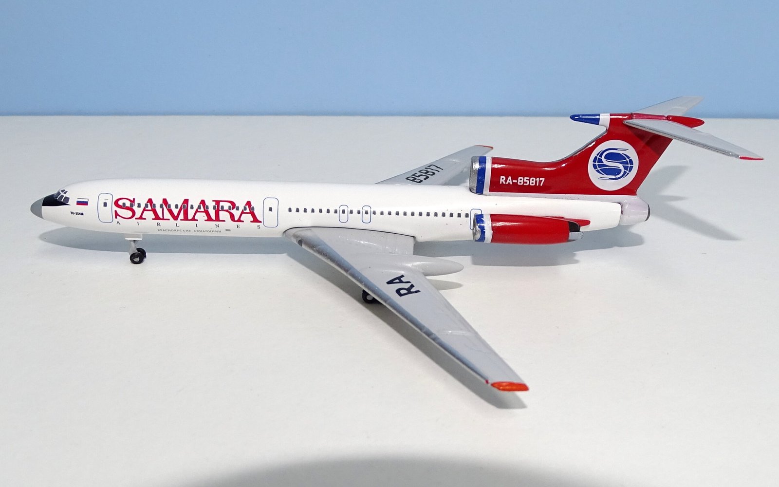 Samara Airlines Tupolev Tu-154M RA-85817, Aeroclassics 1:400 Scale Model