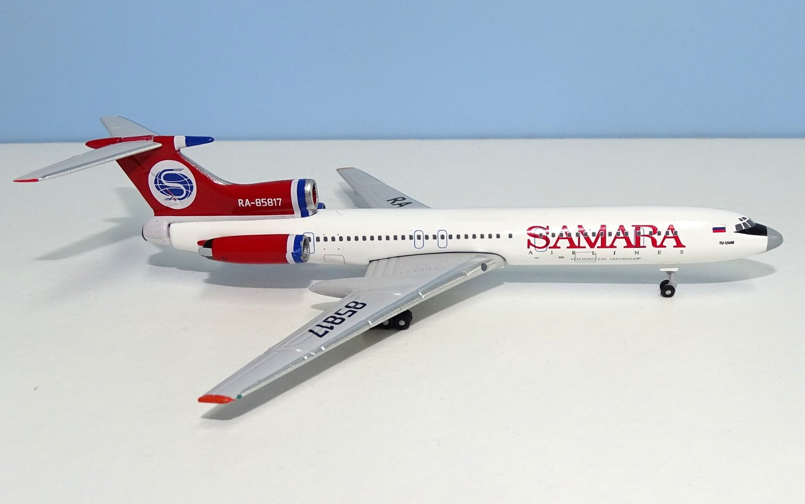 Samara Airlines Tupolev Tu-154M RA-85817, Aeroclassics 1:400 Scale Model