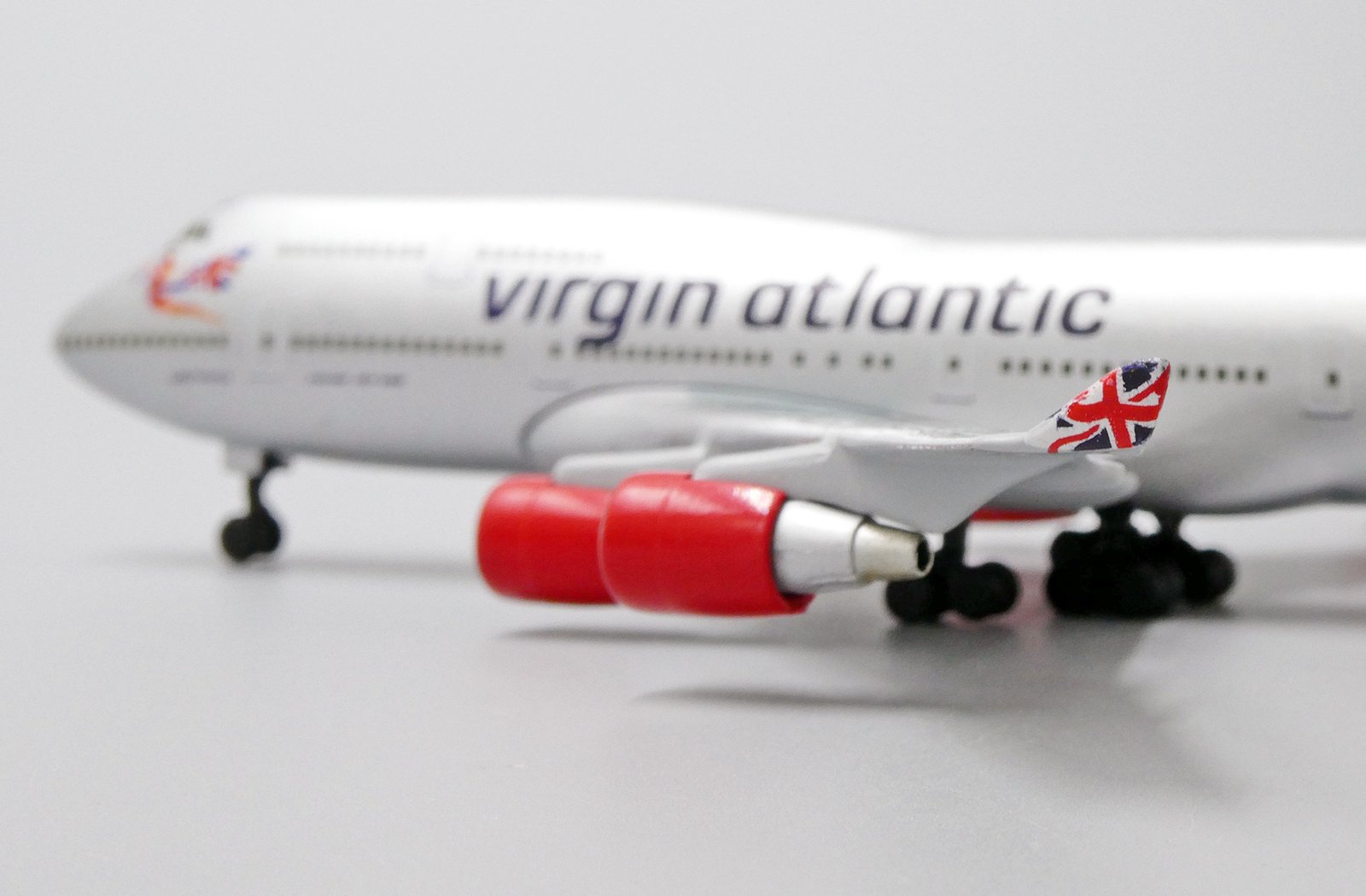 Virgin Atlantic Boeing 747-400 G-VFAB Sonic Wings 1:400 Scale