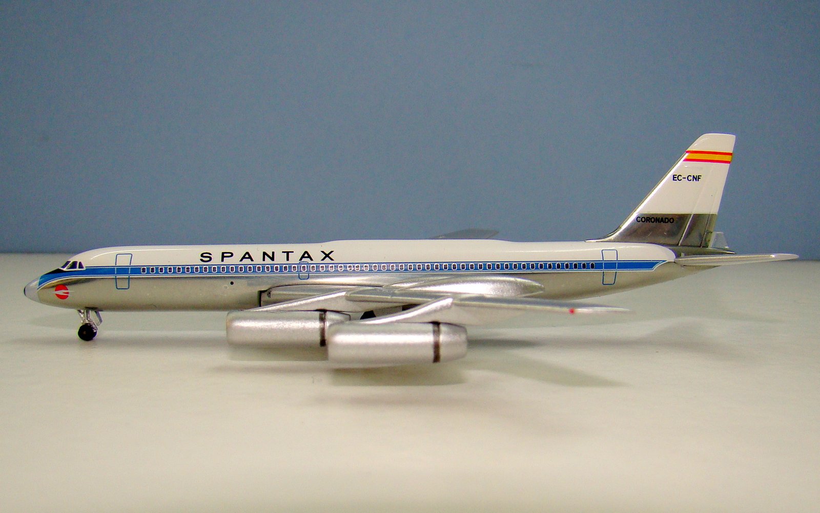 Spantax Convair CV-990-30-A-6 EC-CNF Aeroclassics 1:400 Scale Model Airline