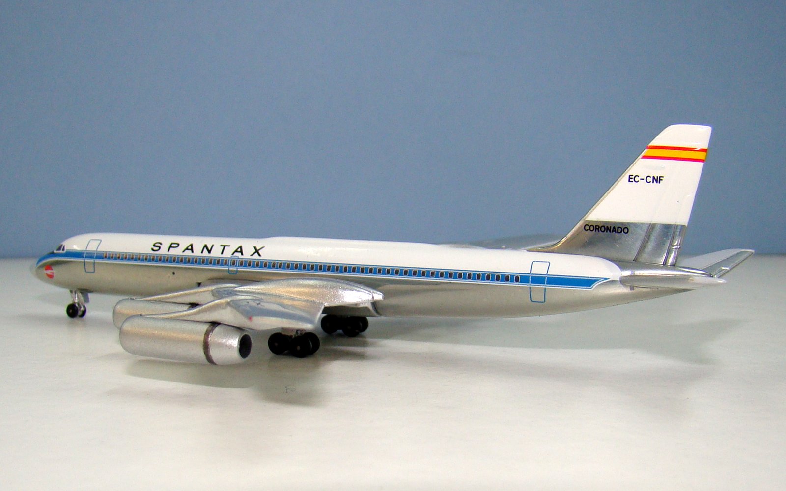 Spantax Convair CV-990-30-A-6 EC-CNF Aeroclassics 1:400 Scale Model Airline