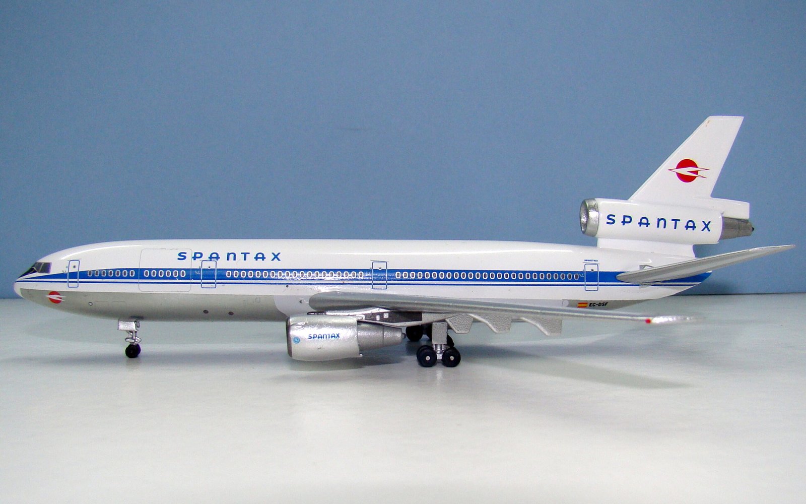 Spantax McDonnell Douglas DC-10-30 EC-DSF Aeroclassics 1:400 Scale Model Airliner
