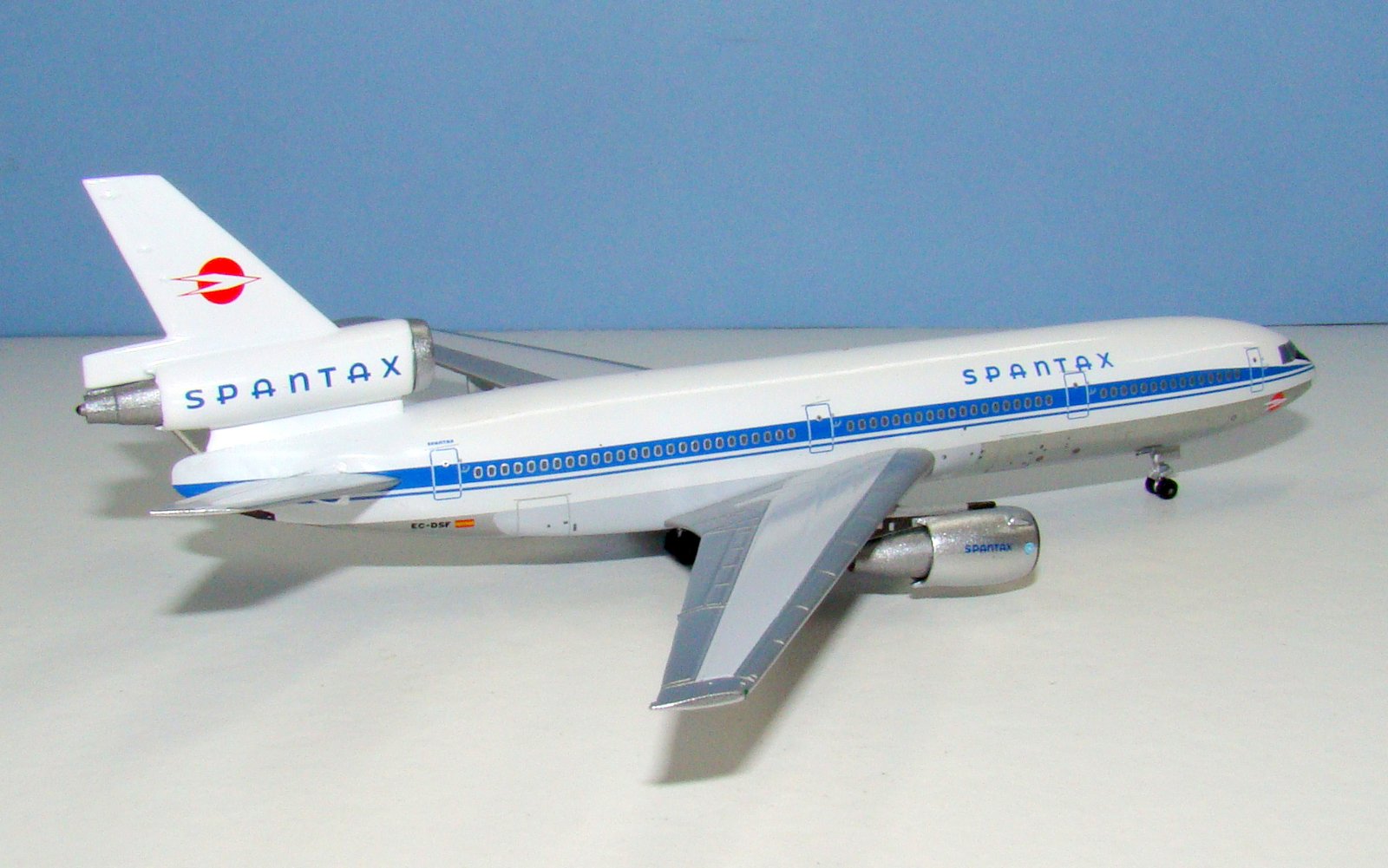 Spantax McDonnell Douglas DC-10-30 EC-DSF Aeroclassics 1:400 Scale Model Airliner