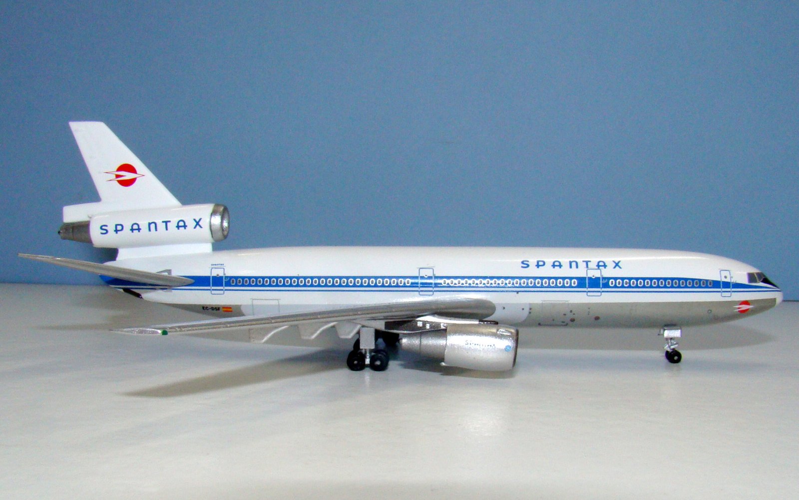 Spantax McDonnell Douglas DC-10-30 EC-DSF Aeroclassics 1:400 Scale Model Airliner