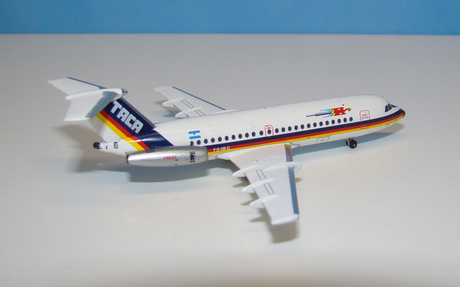 TACA International BAC One-Eleven 407 YS-18C Aeroclassics 1:400 Scale Model Airliner