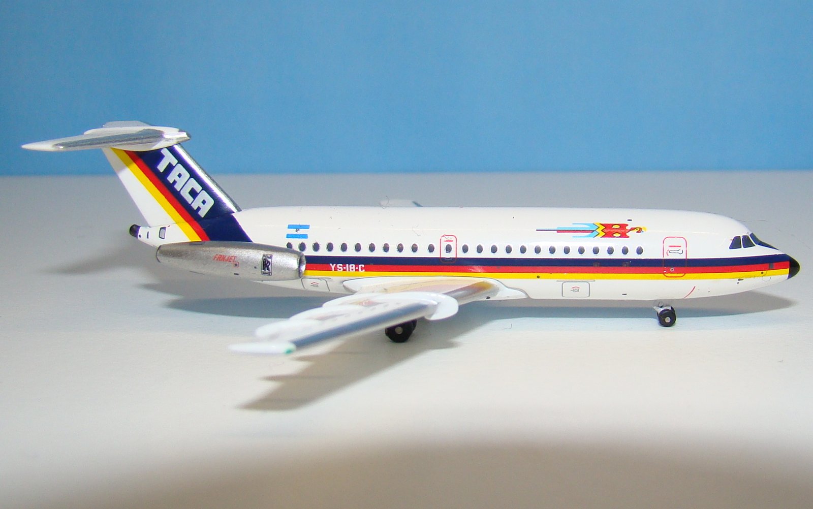 TACA International BAC One-Eleven 407 YS-18C Aeroclassics 1:400 Scale Model Airliner