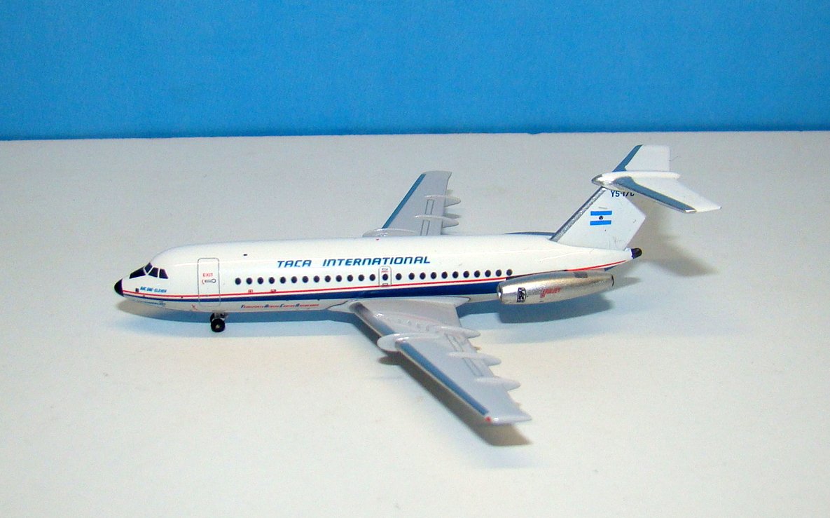 TACA International BAC One-Eleven 407 YS-17C Aeroclassics 1:400 Scale Model Airliner