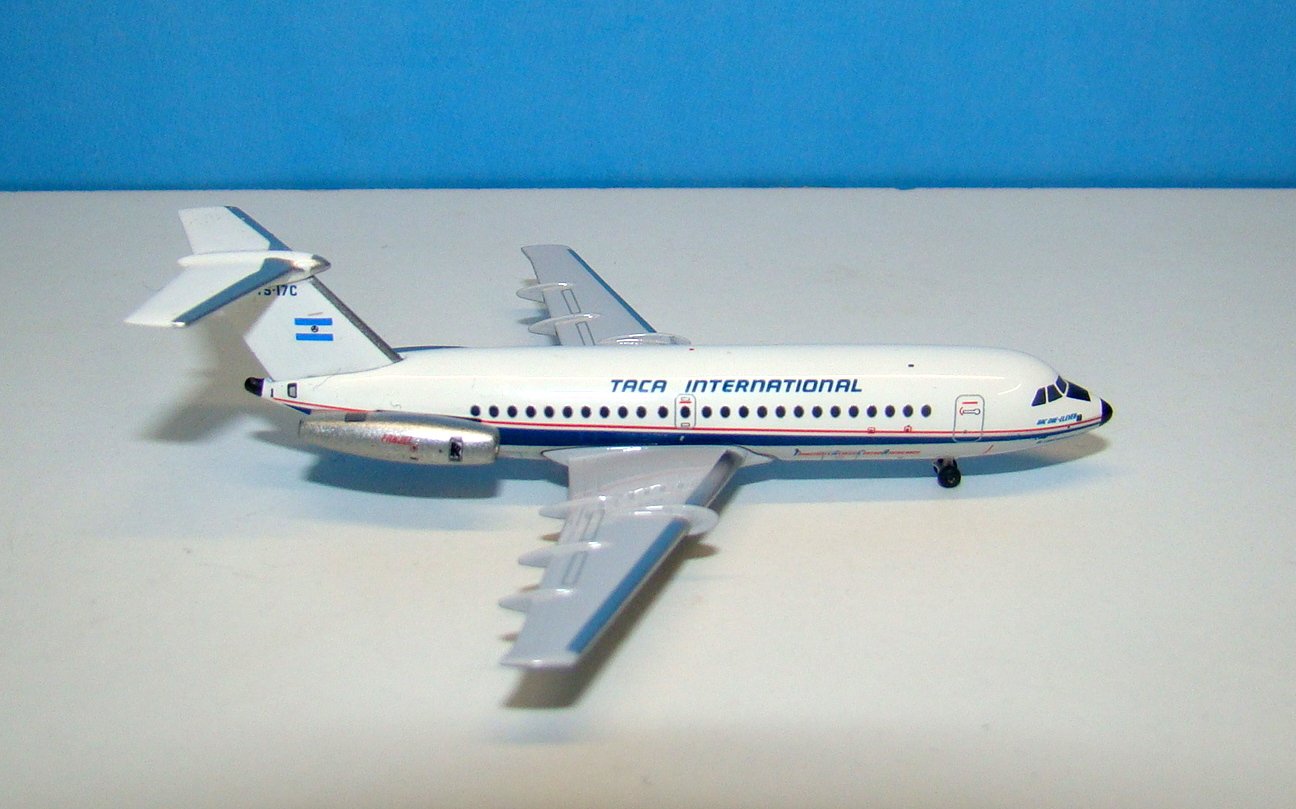 TACA International BAC One-Eleven 407 YS-17C Aeroclassics 1:400 Scale Model Airliner