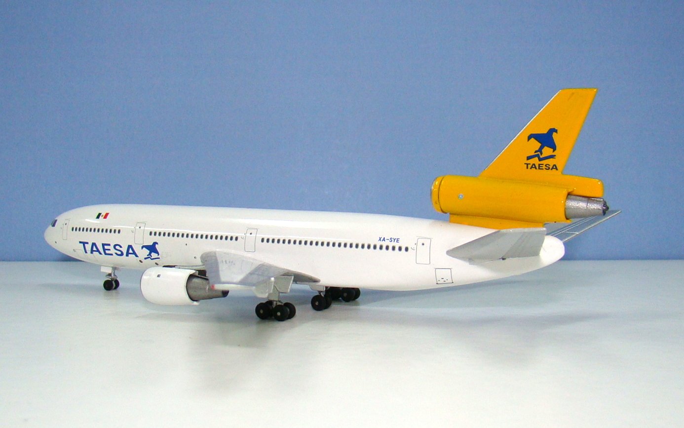 TAESA McDonnell Douglas DC-10-30 XA-SYE Aeroclassics 1:400 Scale Model Airliner