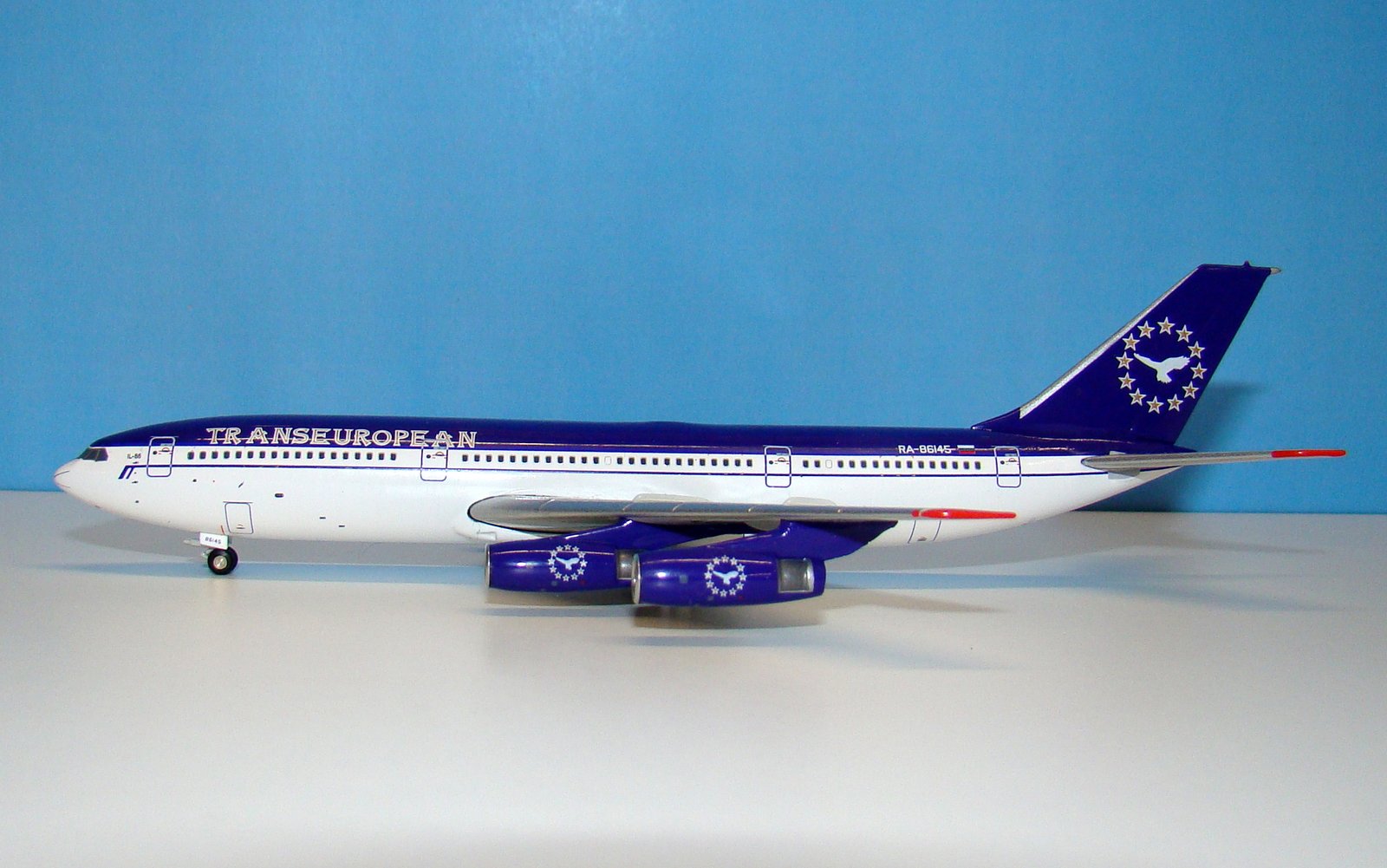 Transeuropean Airlines Ilyushin IL-86 RA-86145 JC Wings 1:400 Scale Model Airliner