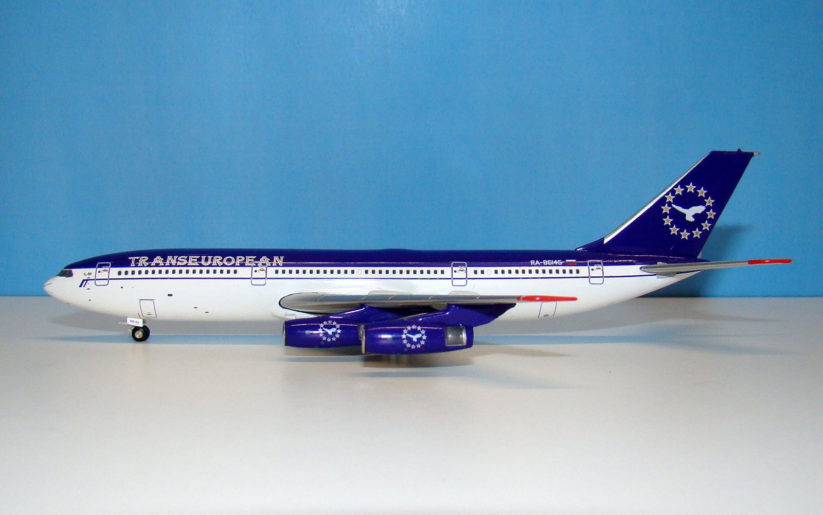 Transeuropean Airlines Ilyushin IL-86 RA-86145 JC Wings 1:400 Scale Model Airliner