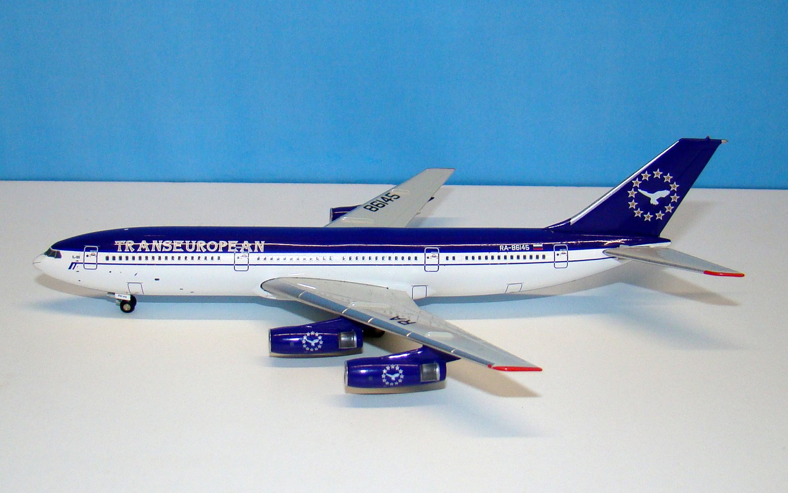 Transeuropean Airlines Ilyushin IL-86 RA-86145 JC Wings 1:400 Scale Model Airliner