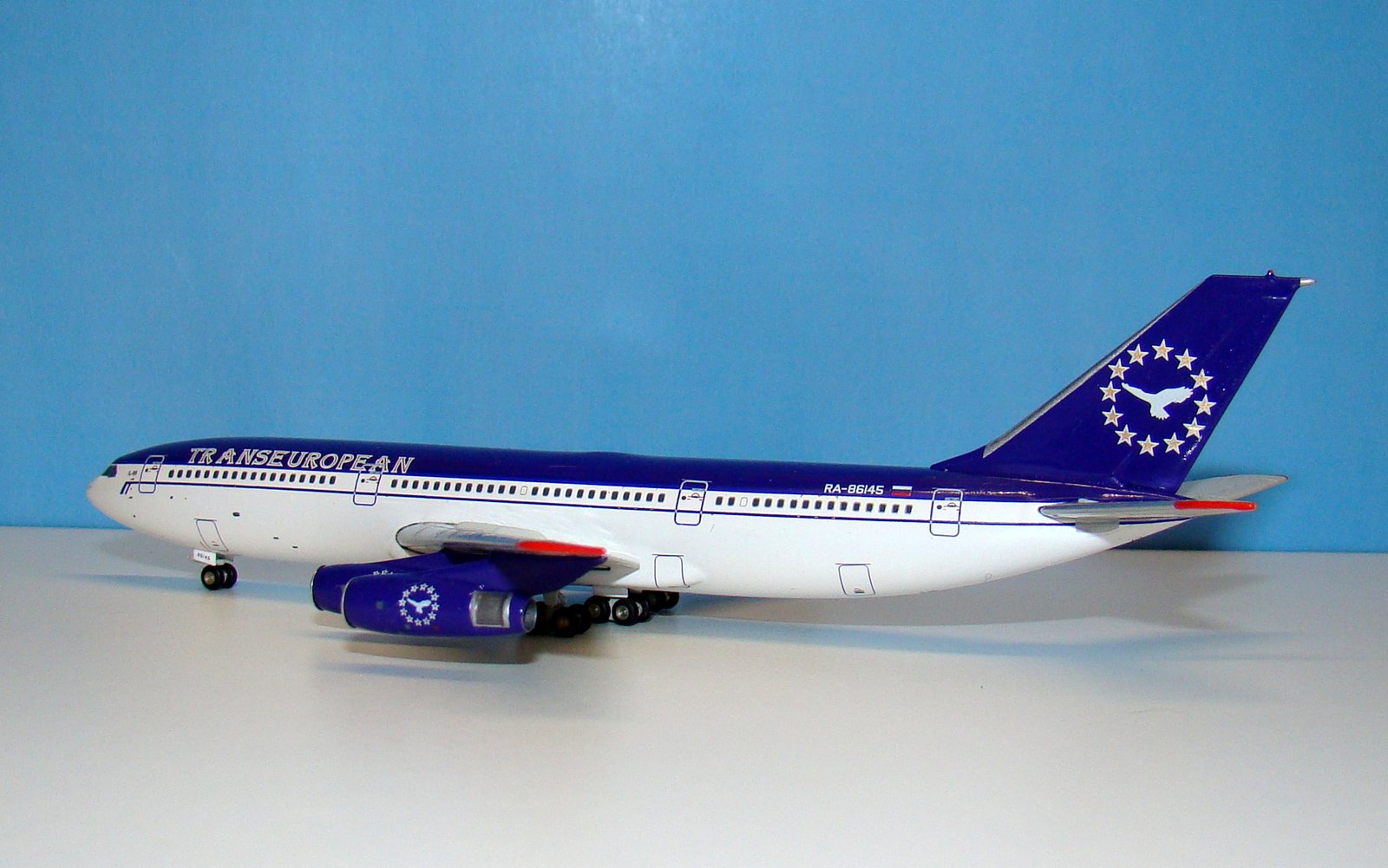 Transeuropean Airlines Ilyushin IL-86 RA-86145 JC Wings 1:400 Scale Model Airliner