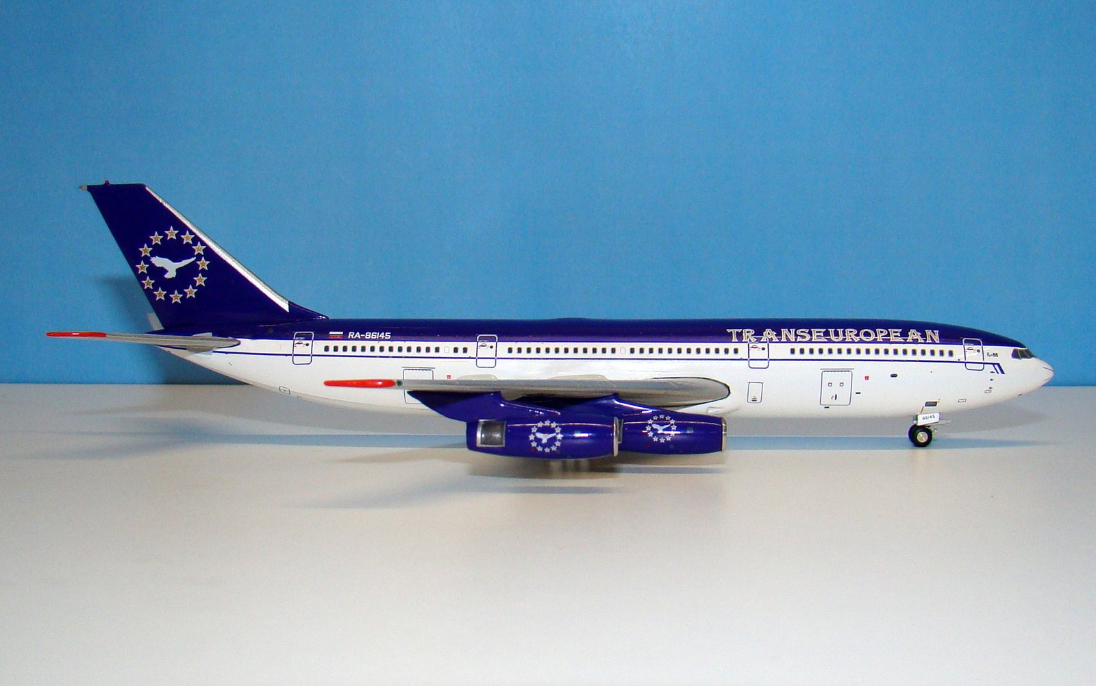 Transeuropean Airlines Ilyushin IL-86 RA-86145 JC Wings 1:400 Scale Model Airliner