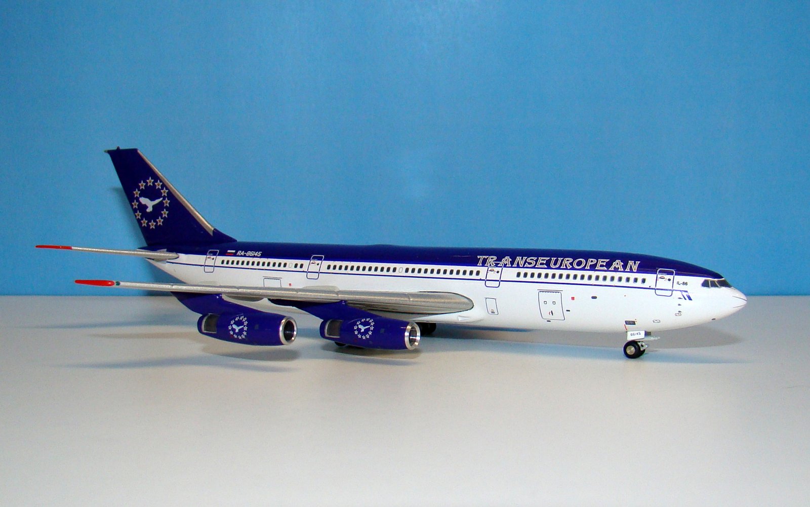 Transeuropean Airlines Ilyushin IL-86 RA-86145 JC Wings 1:400 Scale Model Airliner