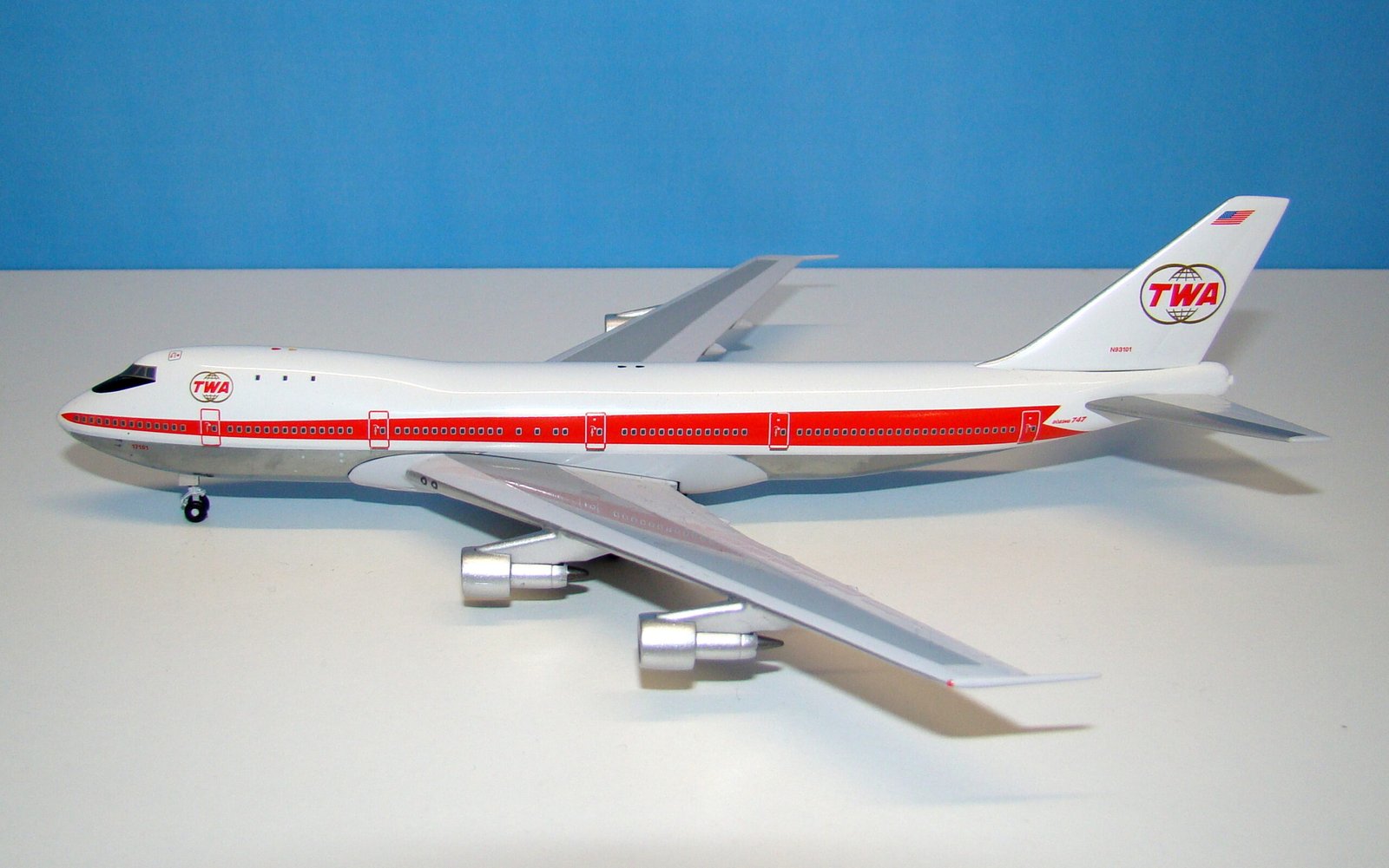 Trans World Airlines Boeing 747-131 N93101 Big Bird 1:400 Scale Model Airliner