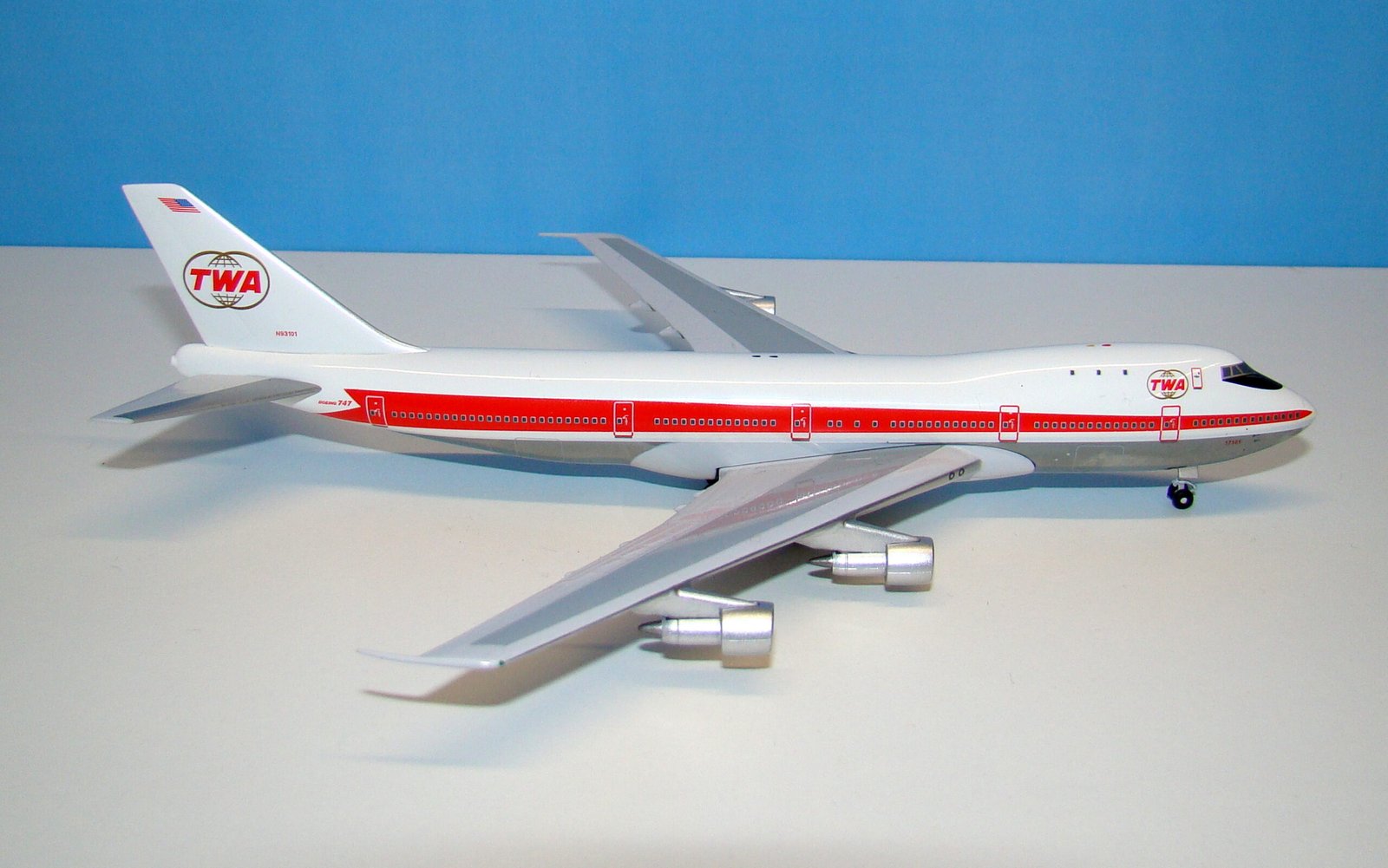 Trans World Airlines Boeing 747-131 N93101 Big Bird 1:400 Scale Model Airliner