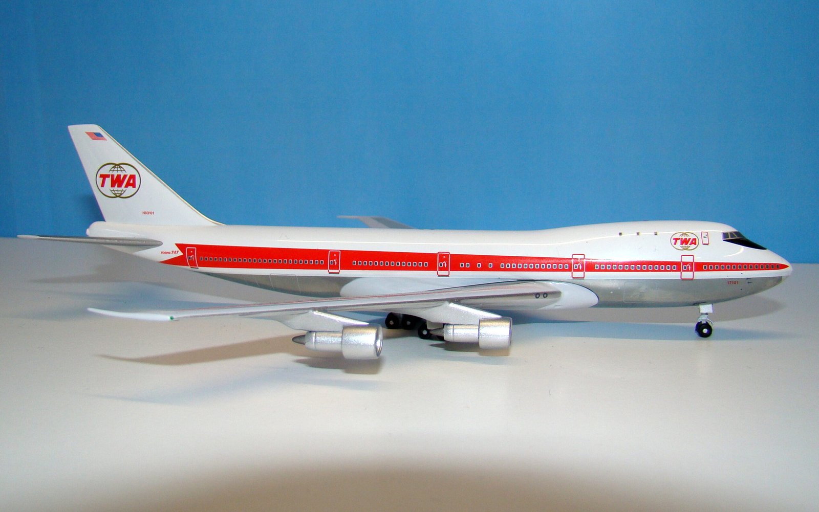 Trans World Airlines Boeing 747-131 N93101 Big Bird 1:400 Scale Model Airliner