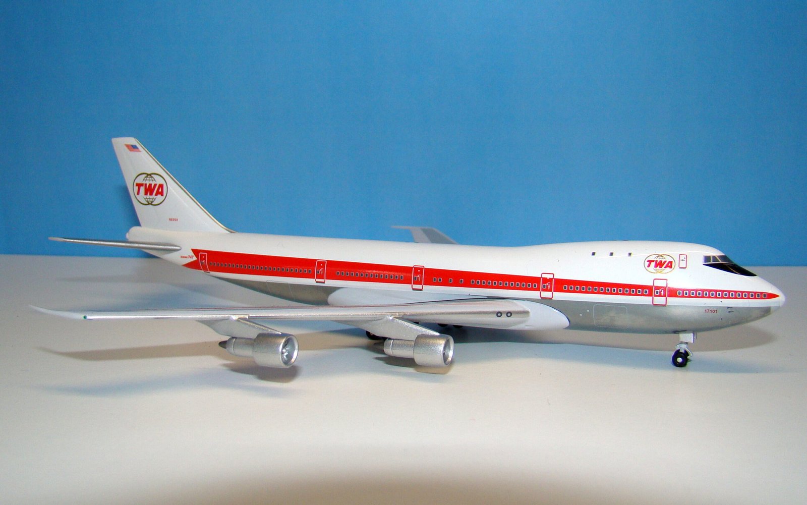 Trans World Airlines Boeing 747-131 N93101 Big Bird 1:400 Scale Model Airliner