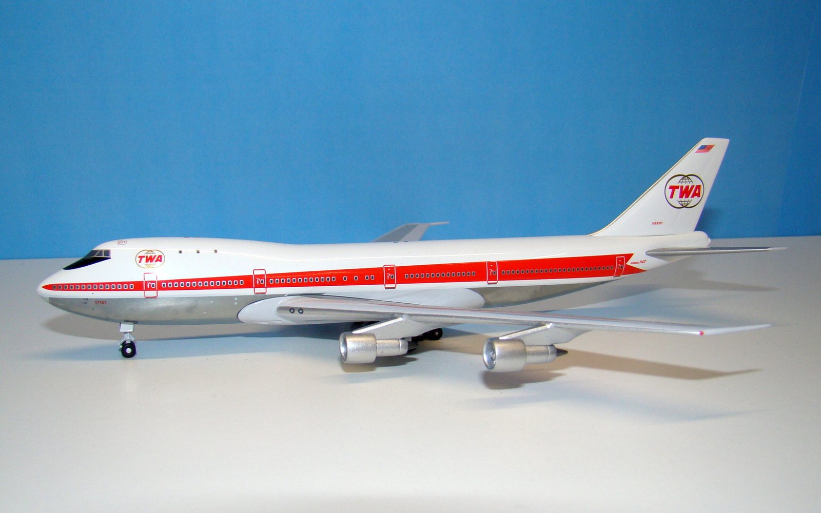 Trans World Airlines Boeing 747-131 N93101 Big Bird 1:400 Scale Model Airliner