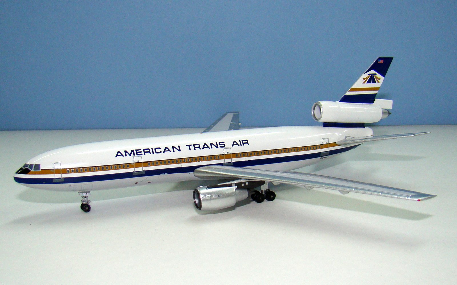 American Trans Air McDonnell Douglas DC-10-40 N184AT Aeroclassics 1:400 Scale Model Airliner