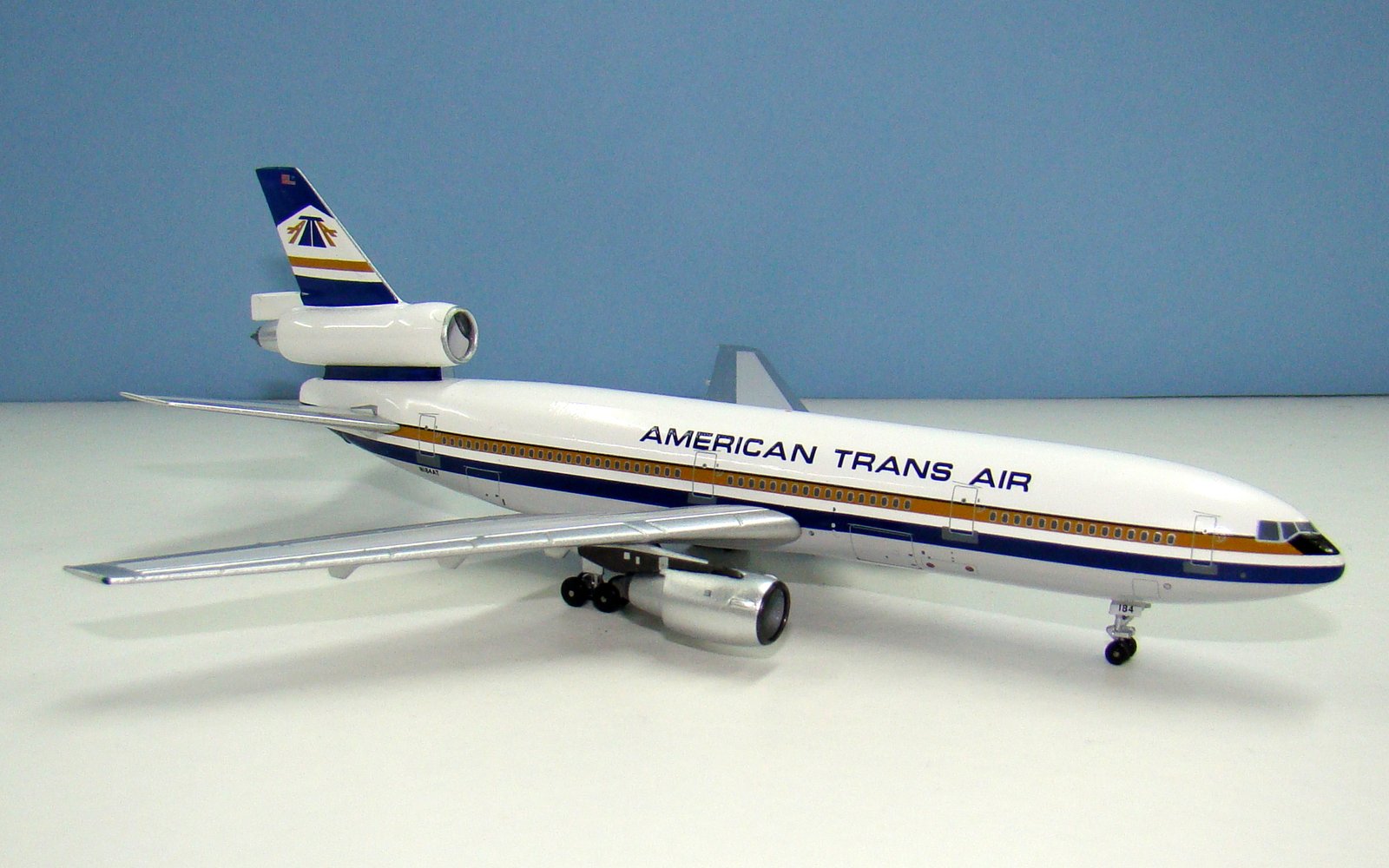 American Trans Air McDonnell Douglas DC-10-40 N184AT Aeroclassics 1:400 Scale Model Airliner