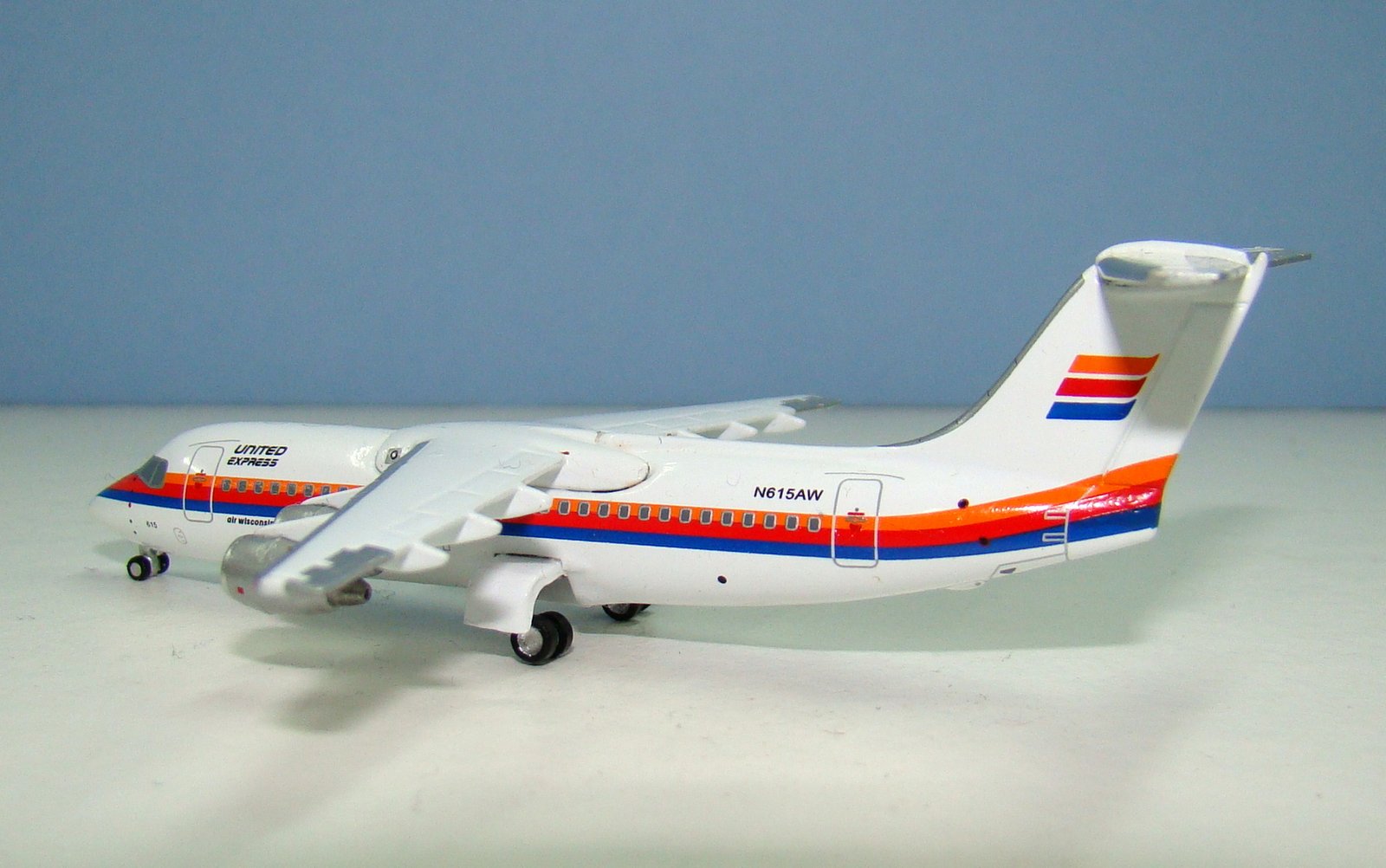 Air Wisconsin BAE 146-300 N615AW Jet-X 1:400 Scale Airliner