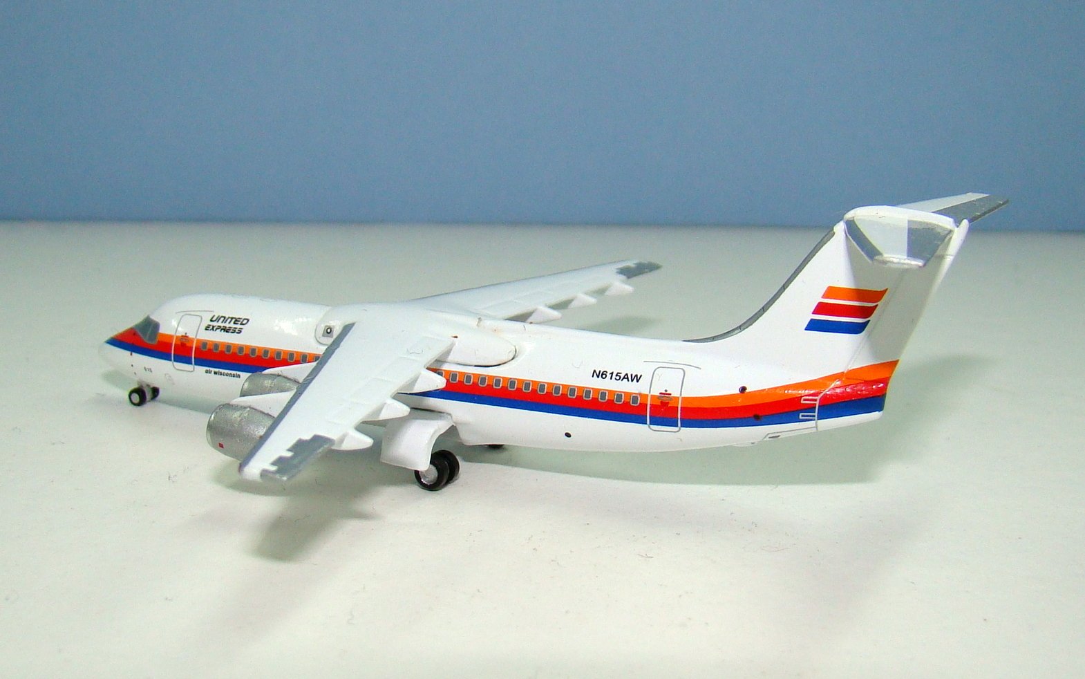 Air Wisconsin BAE 146-300 N615AW Jet-X 1:400 Scale Airliner