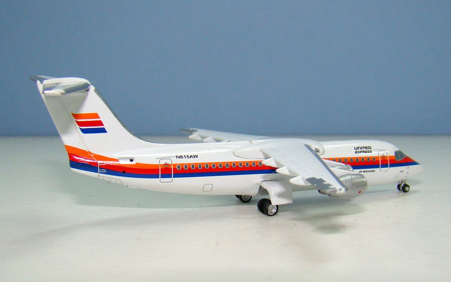 Air Wisconsin BAE 146-300 N615AW Jet-X 1:400 Scale Airliner