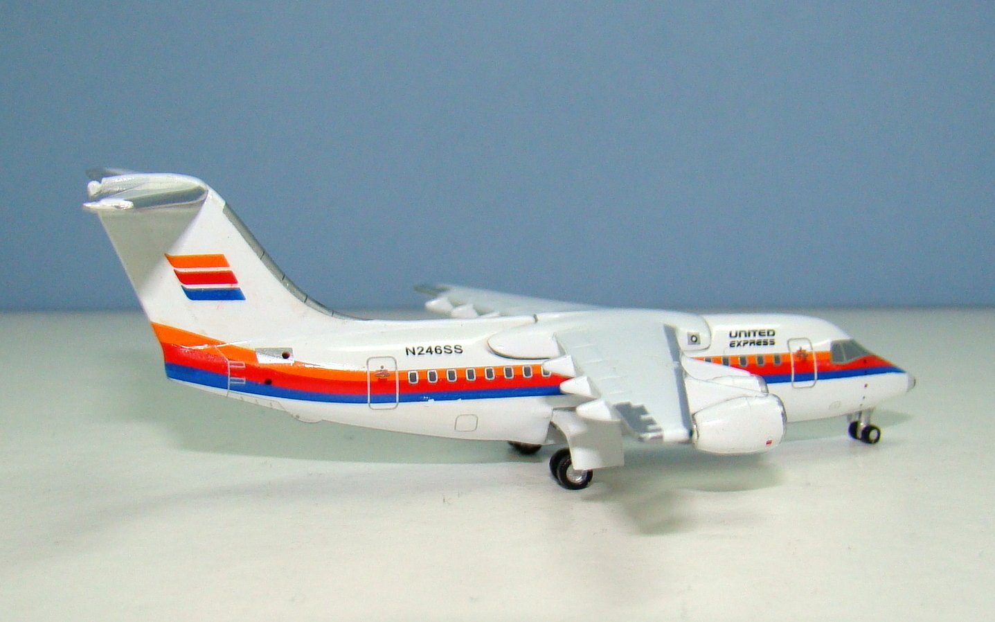 Air Wisconsin (former Aspen Airways) BAE 146-100 N246SS Jet-X 1:400 Scale Airliner