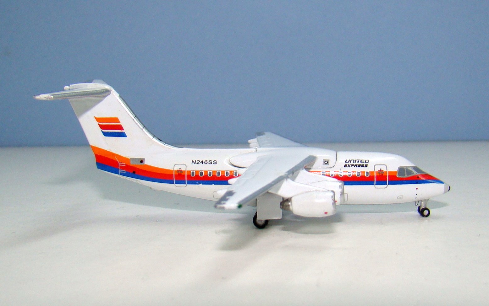 Air Wisconsin (former Aspen Airways) BAE 146-100 N246SS Jet-X 1:400 Scale Airliner