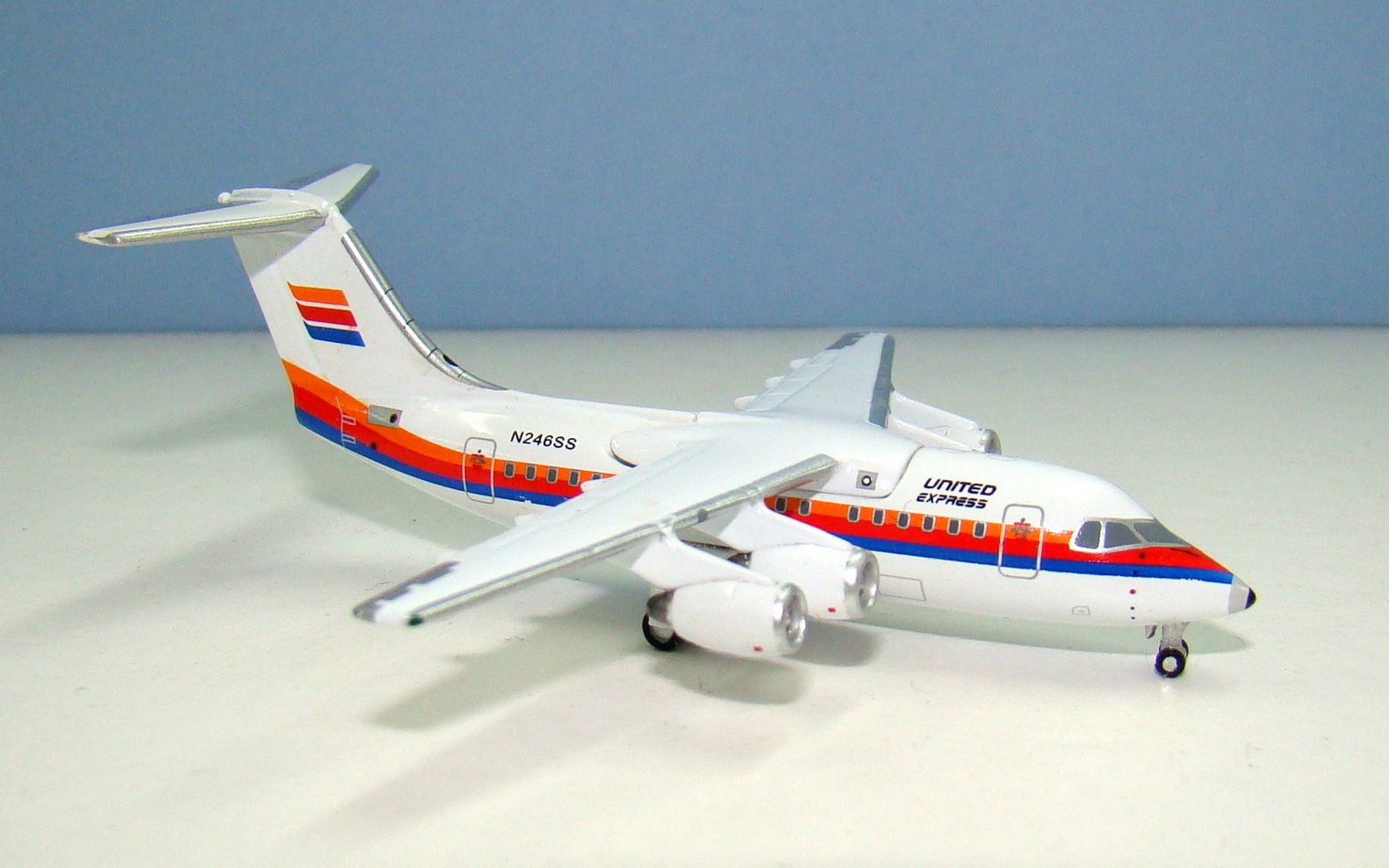 Air Wisconsin (former Aspen Airways) BAE 146-100 N246SS Jet-X 1:400 Scale Airliner