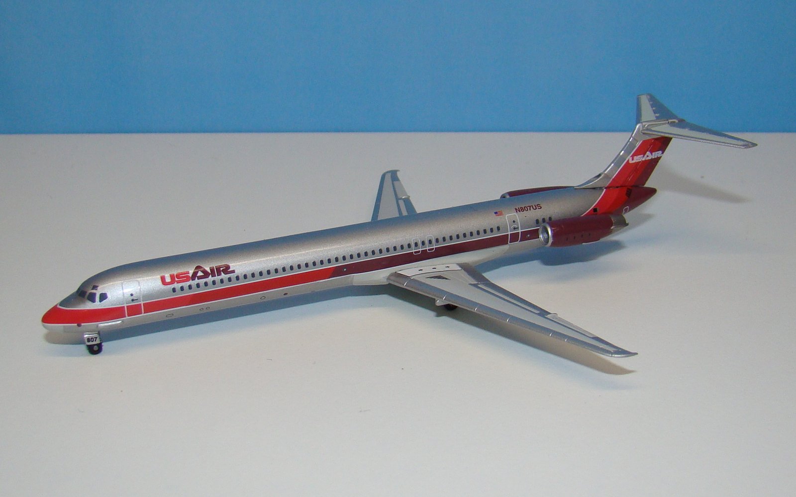 USAir McDonnell Douglas MD-80 N807US Dragon Wings 1:400 Scale Model Airliner