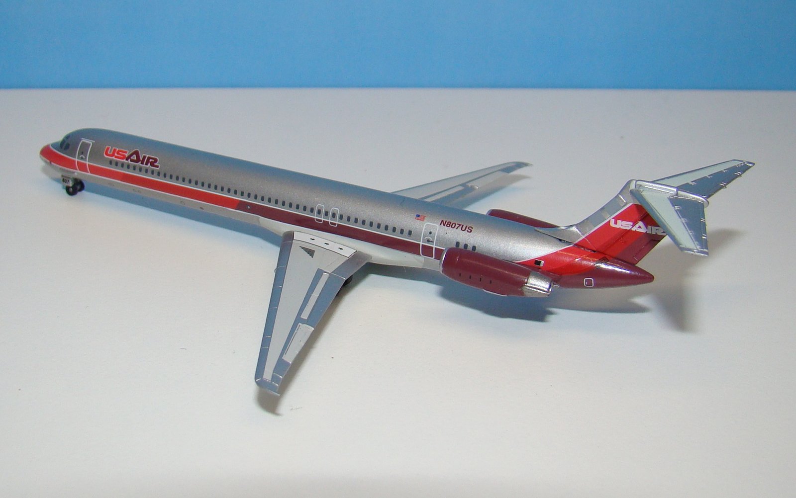 USAir McDonnell Douglas MD-80 N807US Dragon Wings 1:400 Scale Model Airliner