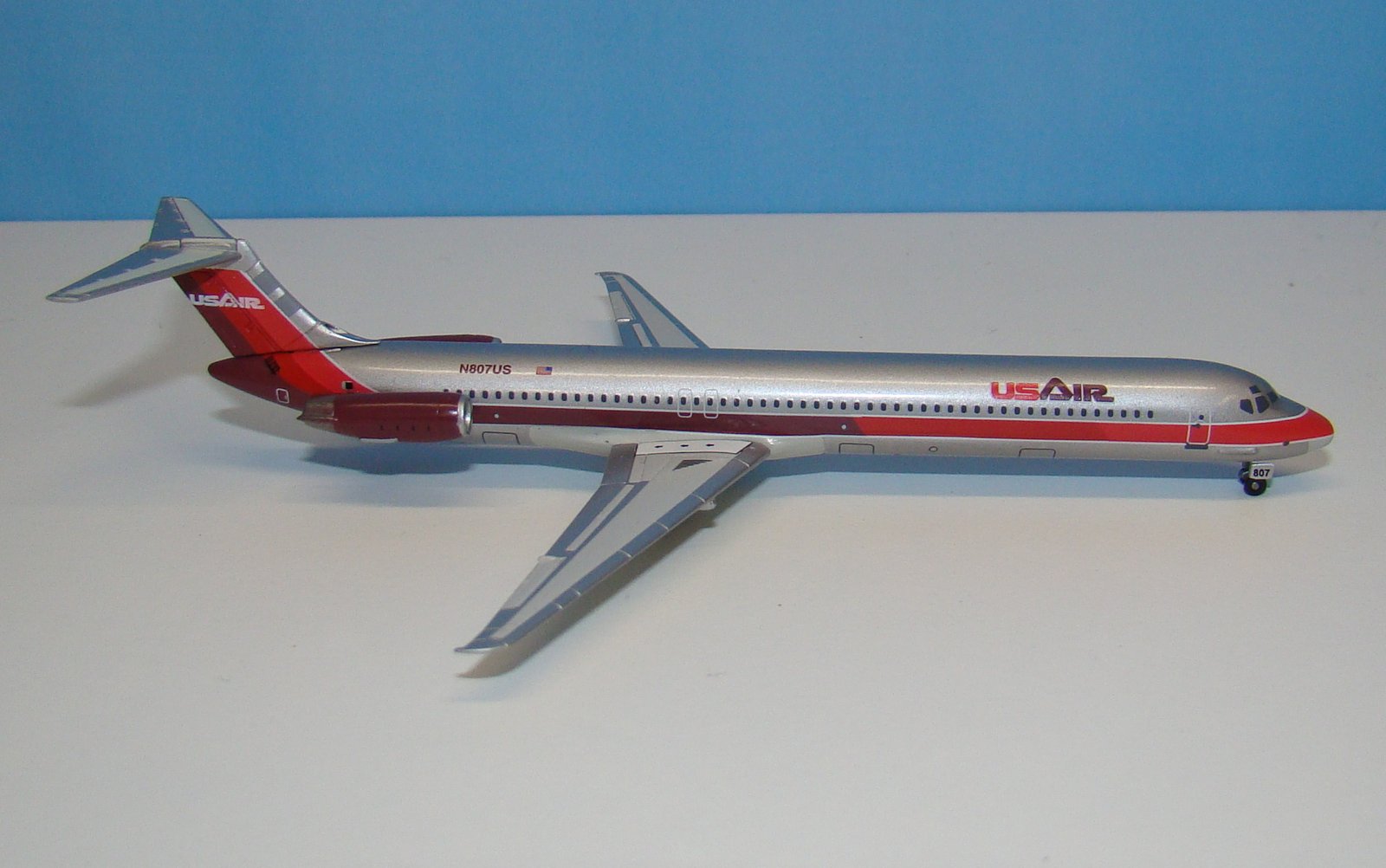 USAir McDonnell Douglas MD-80 N807US Dragon Wings 1:400 Scale Model Airliner