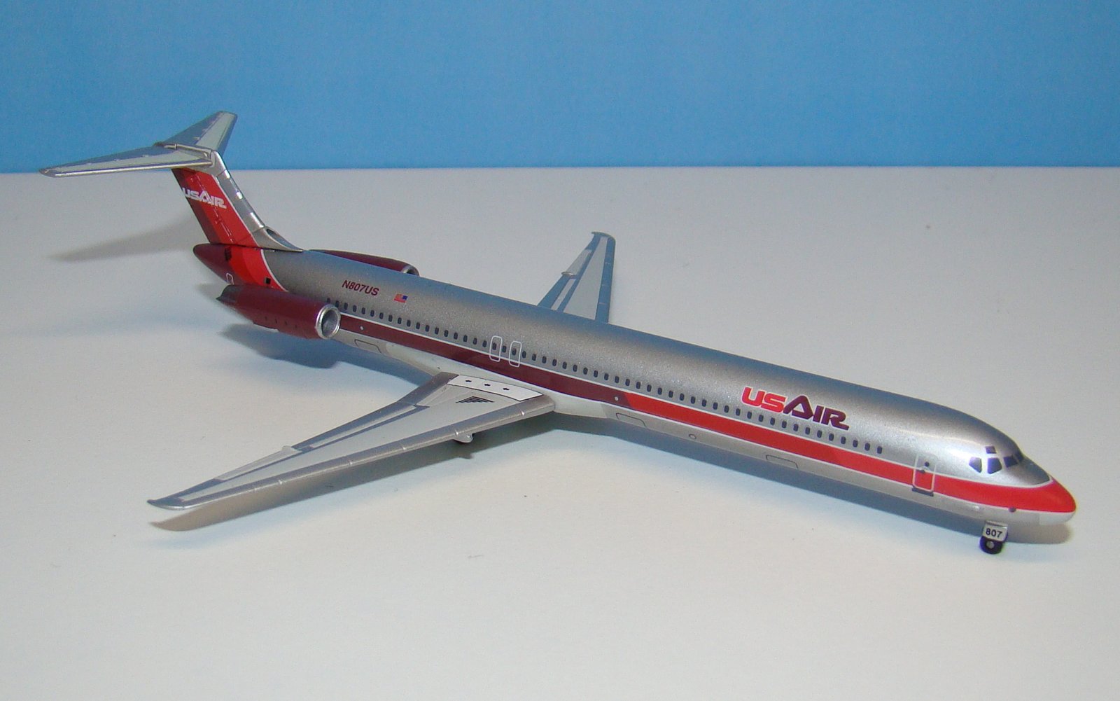 USAir McDonnell Douglas MD-80 N807US Dragon Wings 1:400 Scale Model Airliner