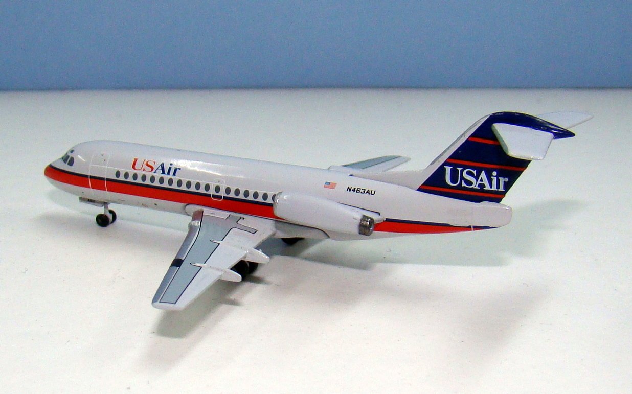 USAir Fokker 28-1000 N463AU Aeroclassics 1:400 Scale Model Airliner