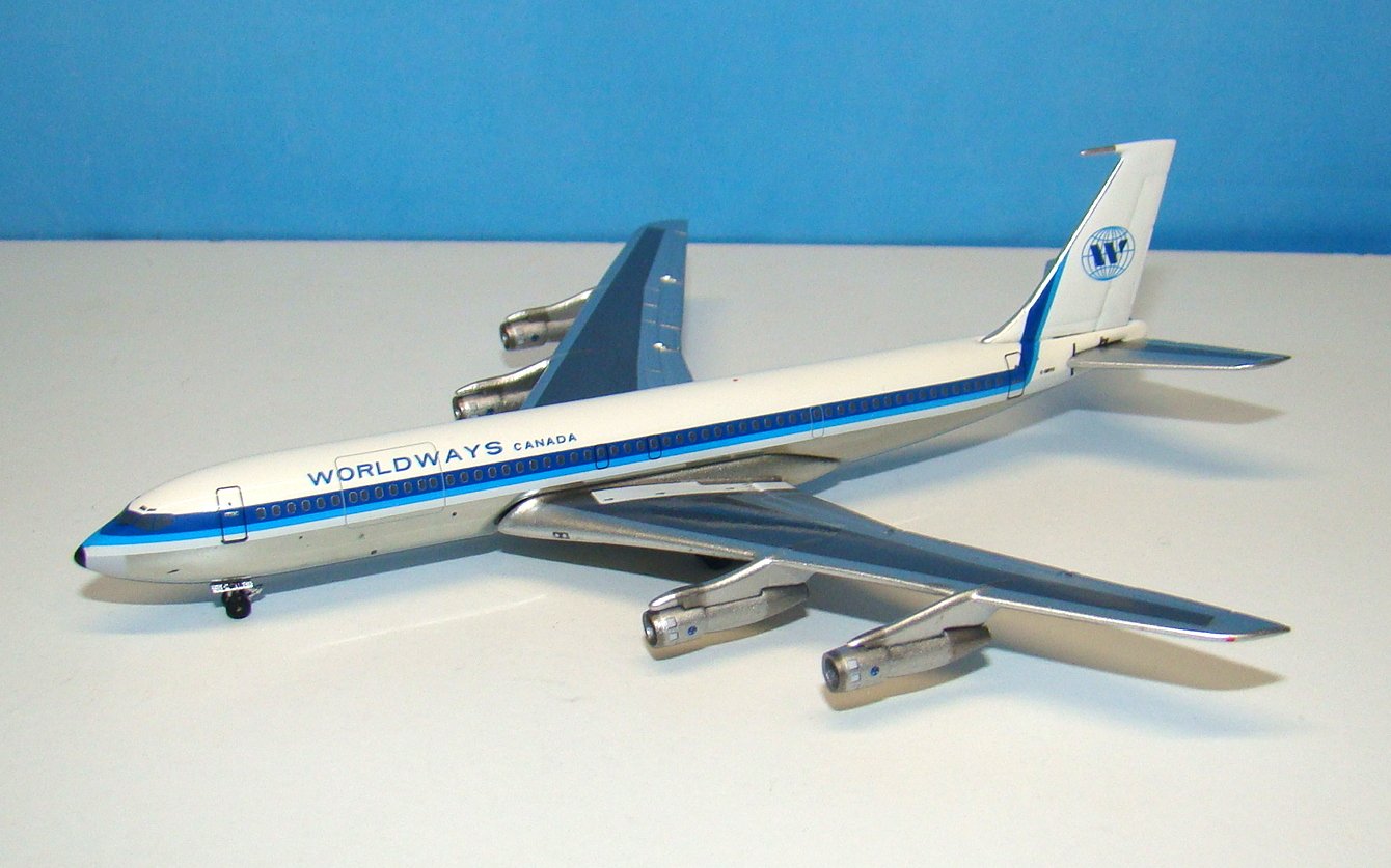 Worldways Canada Boeing 707-338C C-GRYN Aeroclassics 1:400 Scale Model Airliner