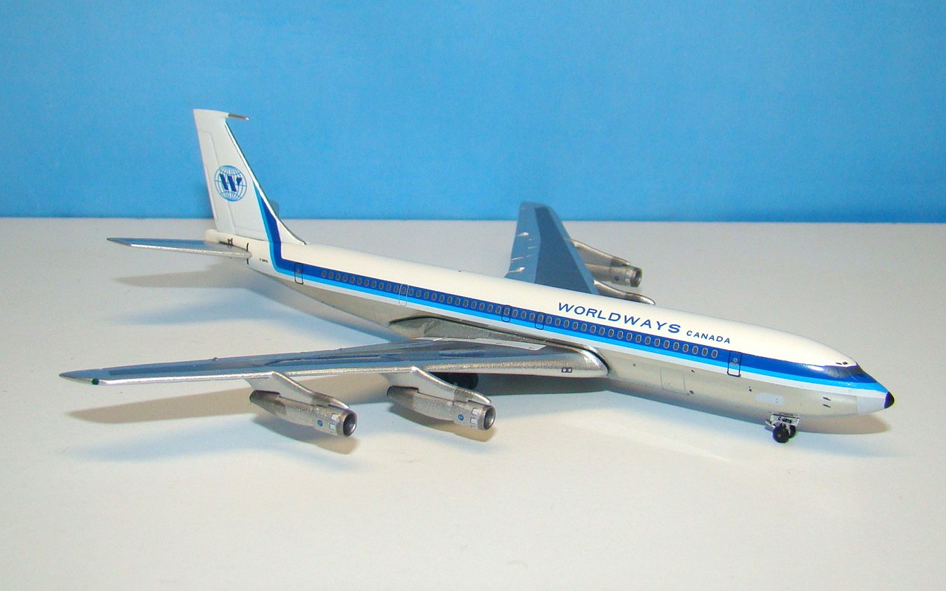 Worldways Canada Boeing 707-338C C-GRYN Aeroclassics 1:400 Scale Model Airliner