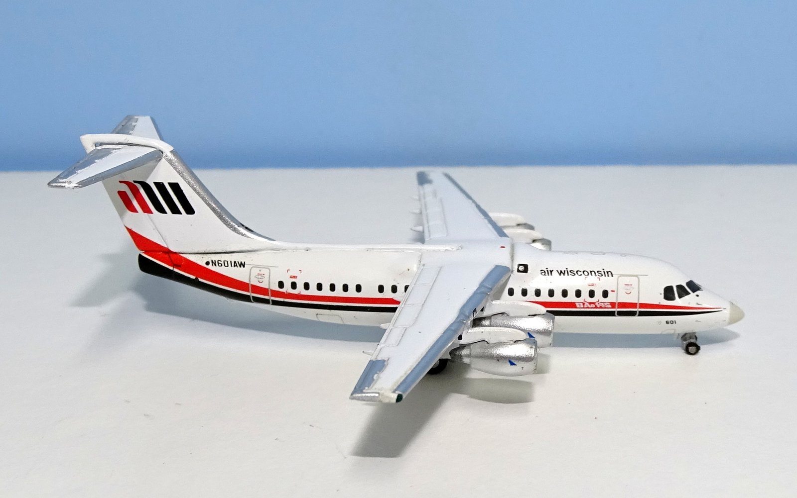 Air Wisconsin British Aerospace BAE 146-200 N601AW Gemini Jets 1:400 Scale