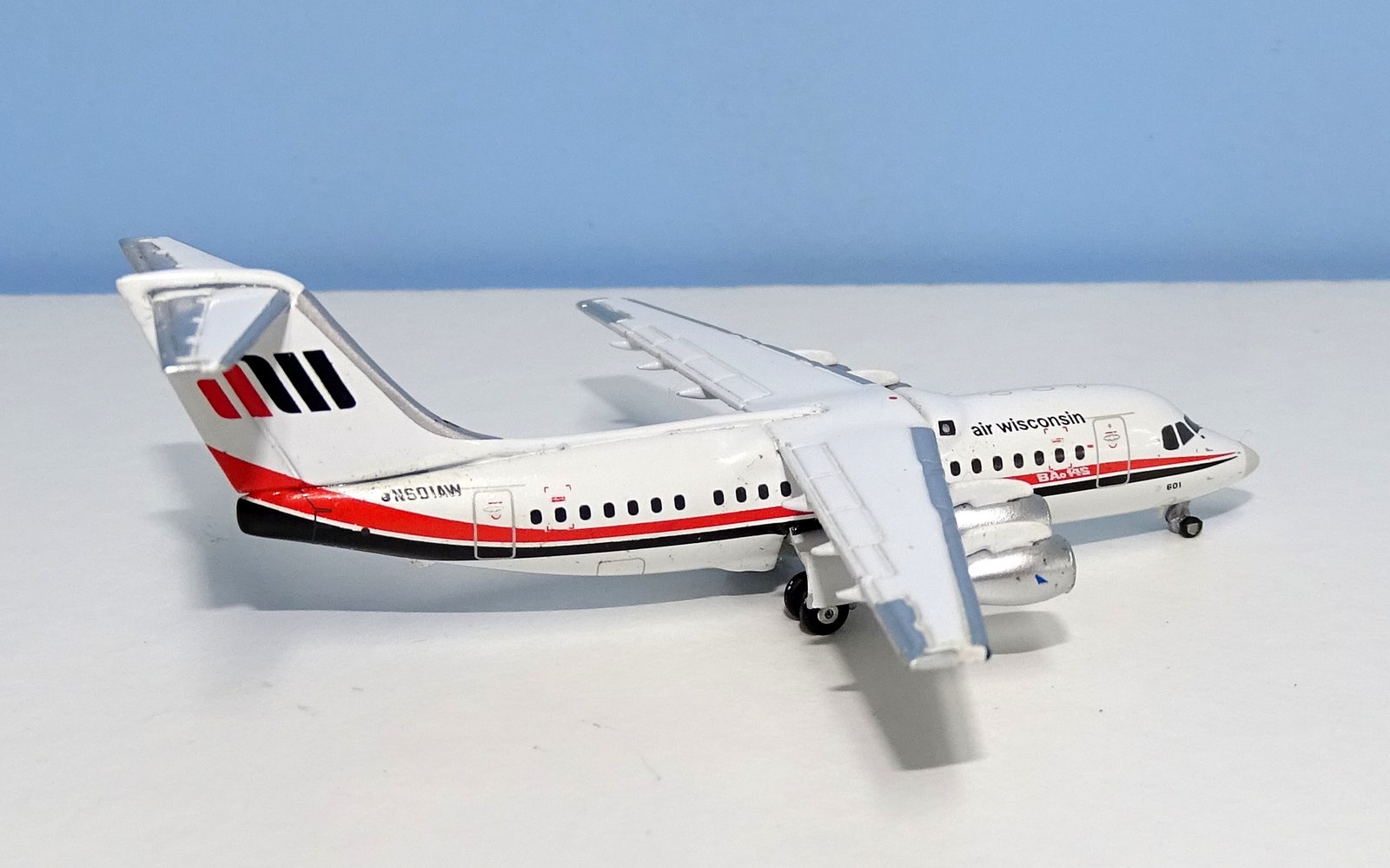 Air Wisconsin British Aerospace BAE 146-200 N601AW Gemini Jets 1:400 Scale