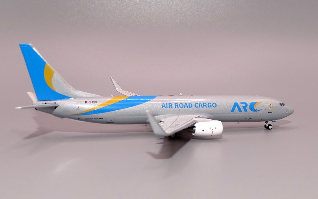 Air Road Cargo Boeing 737-800(BCF) B-5159 1:400 Scale by NG Models