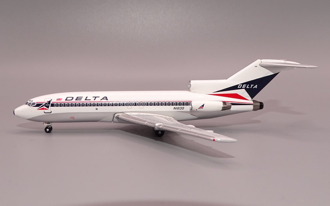 Delta Air Lines Boeing 727-95 N1635 AURORA 1:400 Scale Model