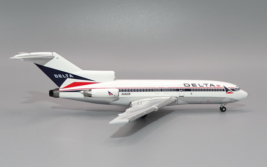 Delta Air Lines Boeing 727-95 N1635 AURORA 1:400 Scale Model