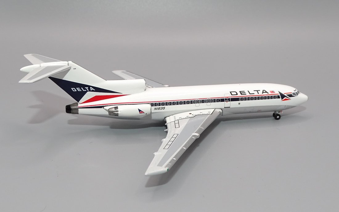Delta Air Lines Boeing 727-95 N1635 AURORA 1:400 Scale Model
