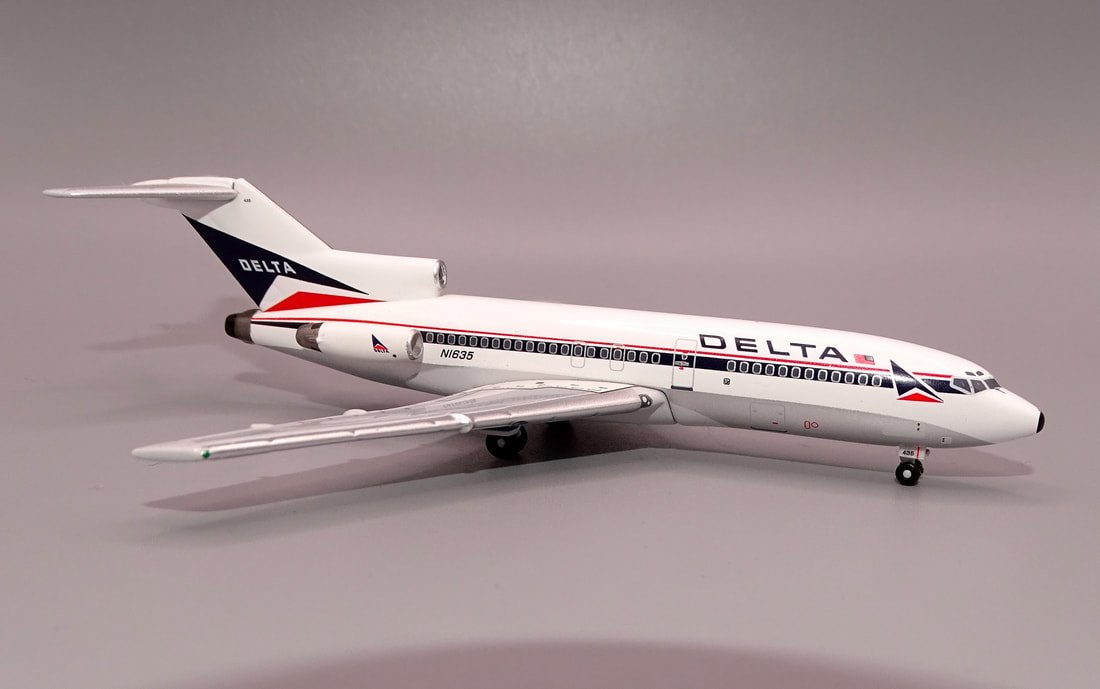 Delta Air Lines Boeing 727-95 N1635 AURORA 1:400 Scale Model