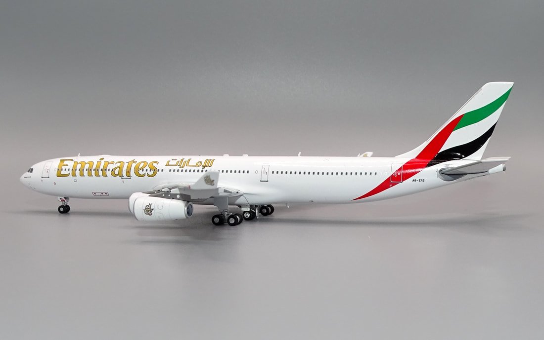 Emirates A340-300 A6-ERS by Aviation400 1:400 Scale