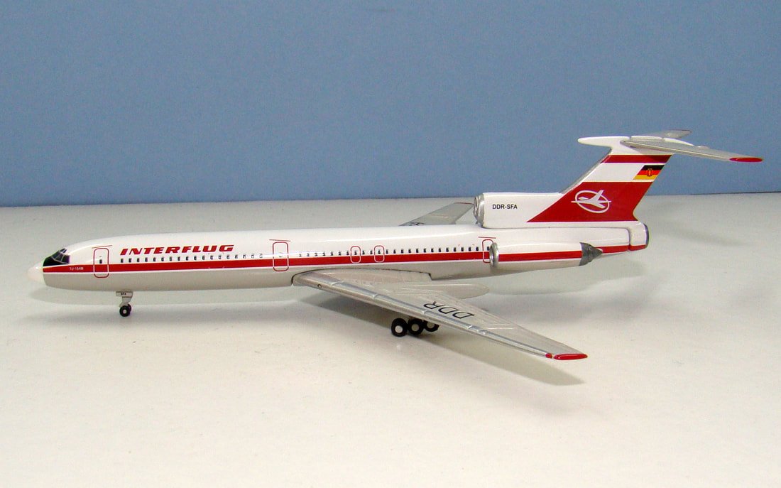 East German Air Force Tupolev Tu-154M DDR-SFA by Phoenix 1:400 Scale