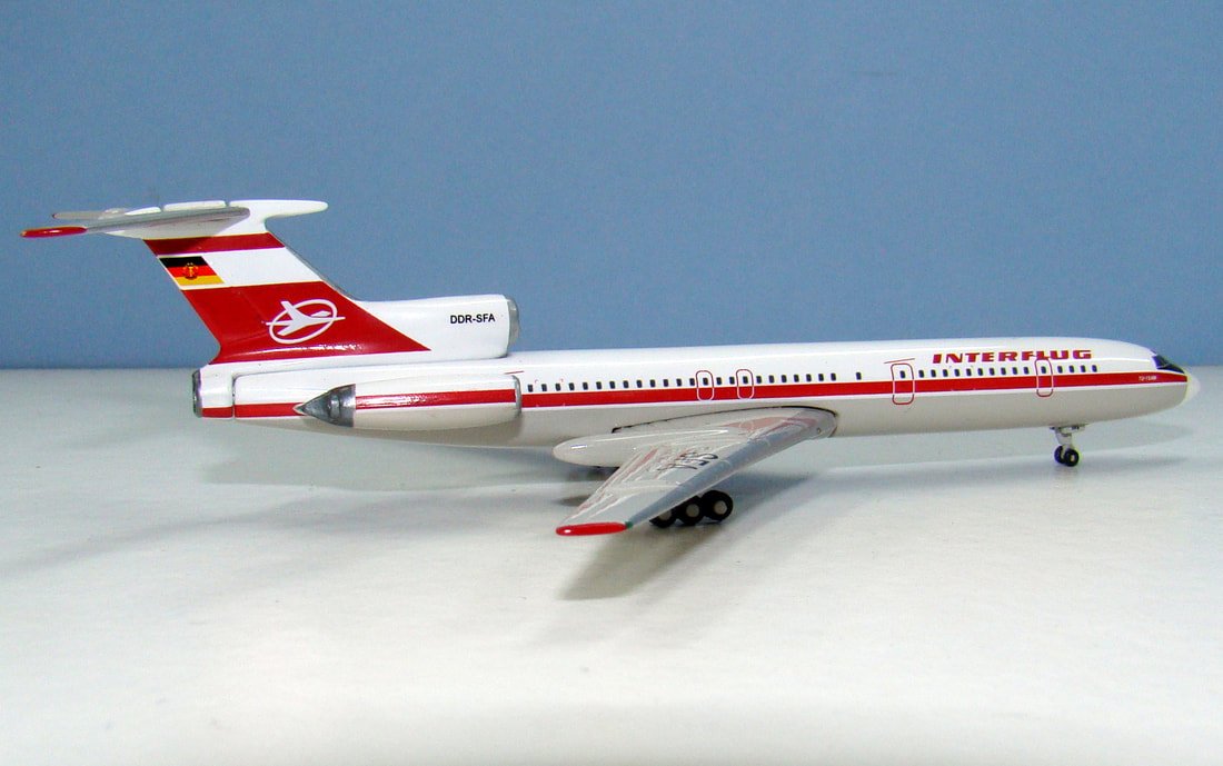 East German Air Force Tupolev Tu-154M DDR-SFA by Phoenix 1:400 Scale